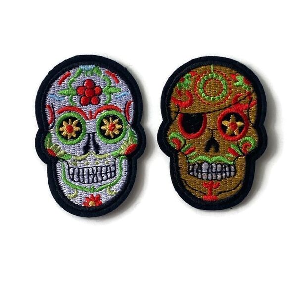 Calavera Small Embroidered Patch - Picture 4 of 6